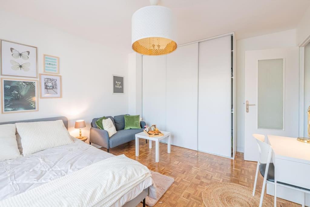 Suresnes : Appart Cosy Au Pied De Paris La Defense Appartamento Esterno foto